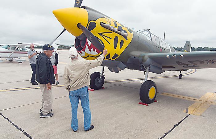 Curtiss P-40 Warhawk